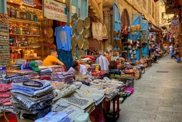 رحلة إلى خان الخليلي وشارع المعز في قلب القاهرة الفاطمية مع تريند أم الدنيا مصر للسياحة